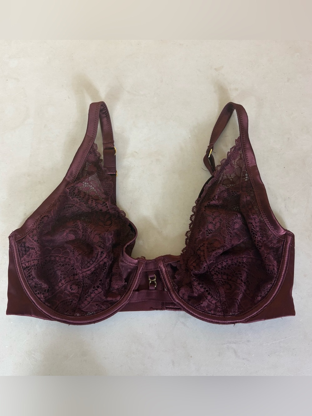 Aerie 34DD Burgundy Lace Underwire Bra Satin 5048 Dark Academia Off Campus USED